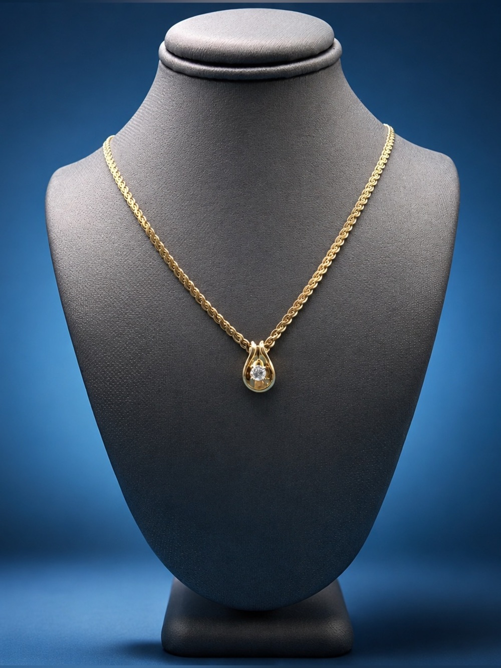 ✨ 14K Gold Serpentine Necklace with 0.25 ct Diamond Pendant ✨